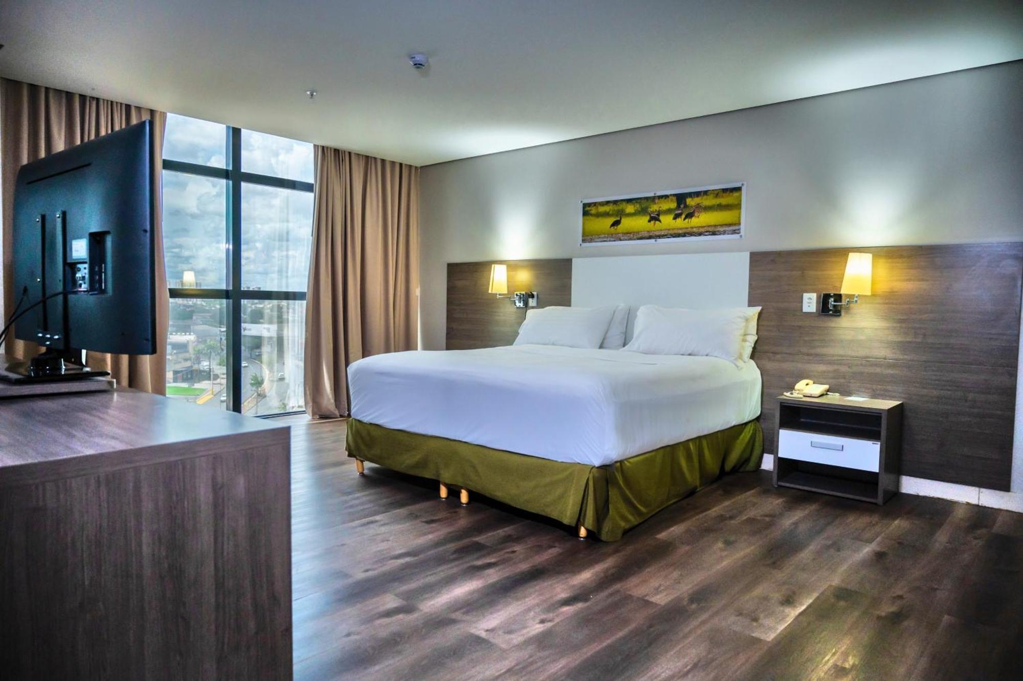 Hotel Inter Cuiaba Экстерьер фото
