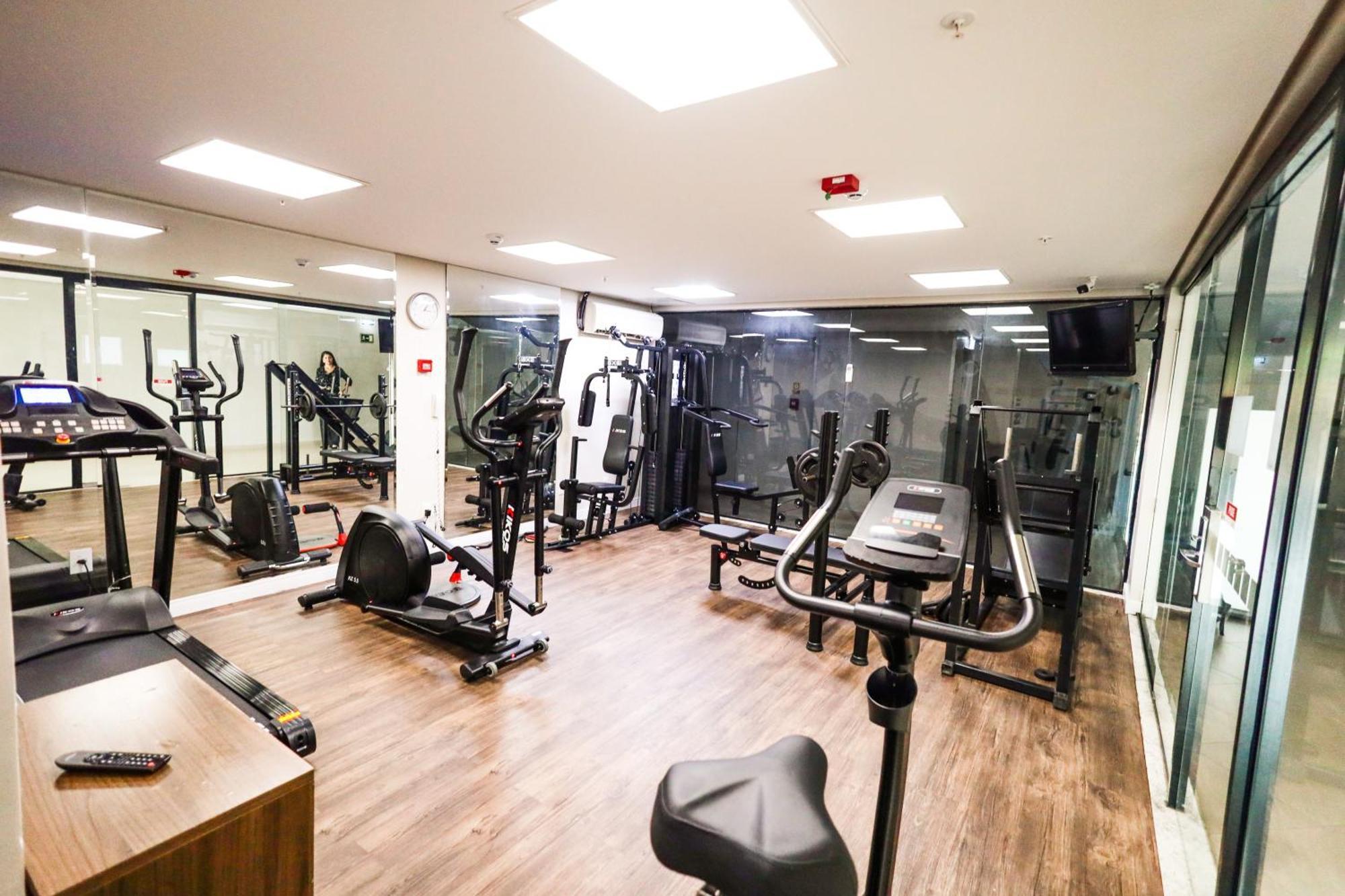 Hotel Inter Cuiaba Экстерьер фото The gym at the London Business School