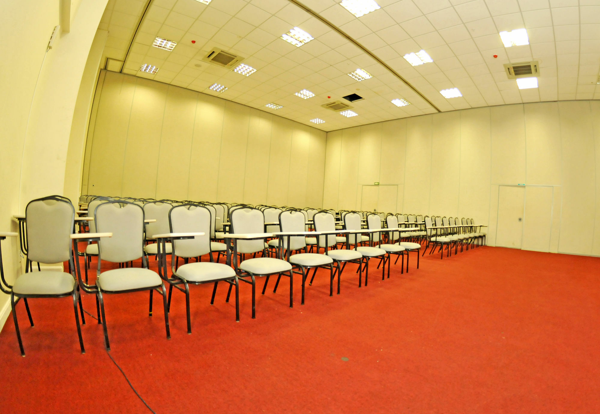 Hotel Inter Cuiaba Экстерьер фото The main conference room